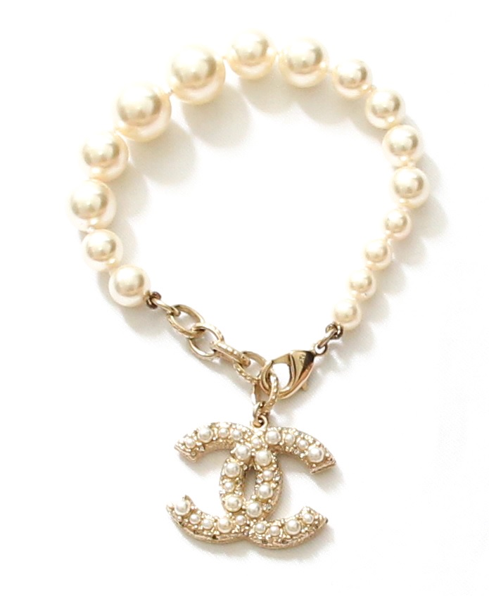 Chanel Pearl/Crystal CC Bracelet