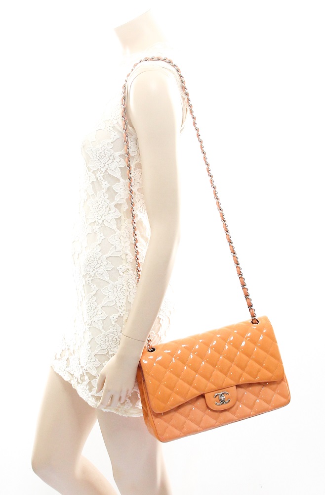 CHANEL ORANGE PATENT LEATHER 8.5' CLASSIC FLAP BAG PHW - AGC1043