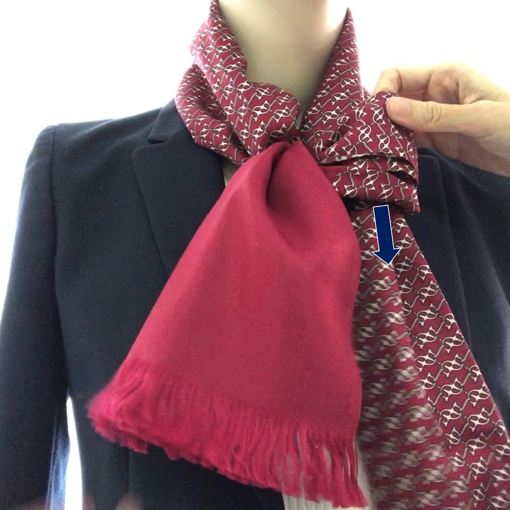 Scarf Tutorial 2 Hermes Silk Scarf with Bulgari Key Chain