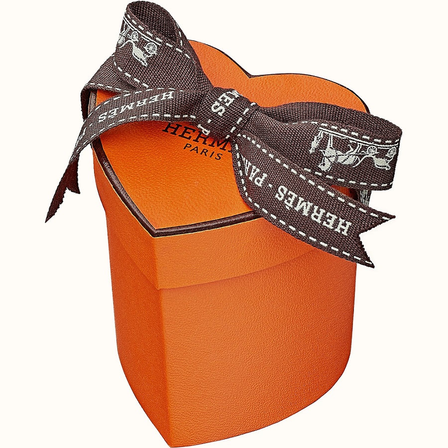 Hermes love pocket square box