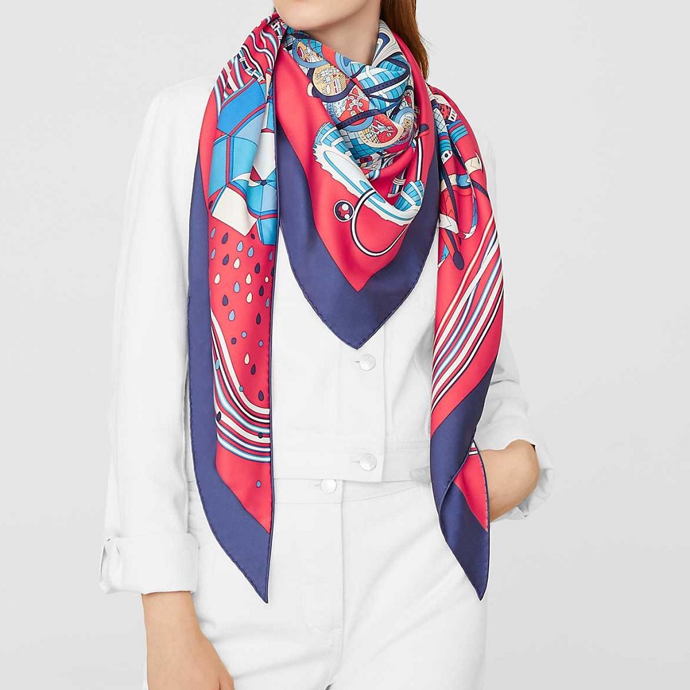 Hermes triangle scarf 94 x 188cm