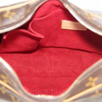 Louis Vuitton Monogram Canvas Croissant MM